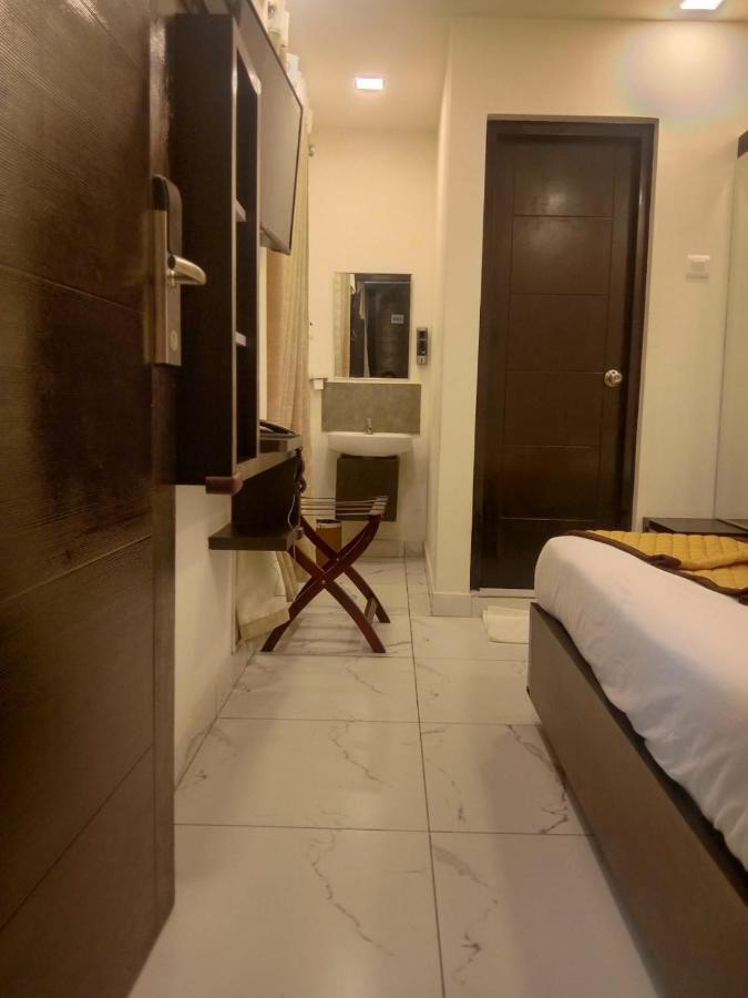 Clarks Inn Express ,Sirkazhi Exterior photo